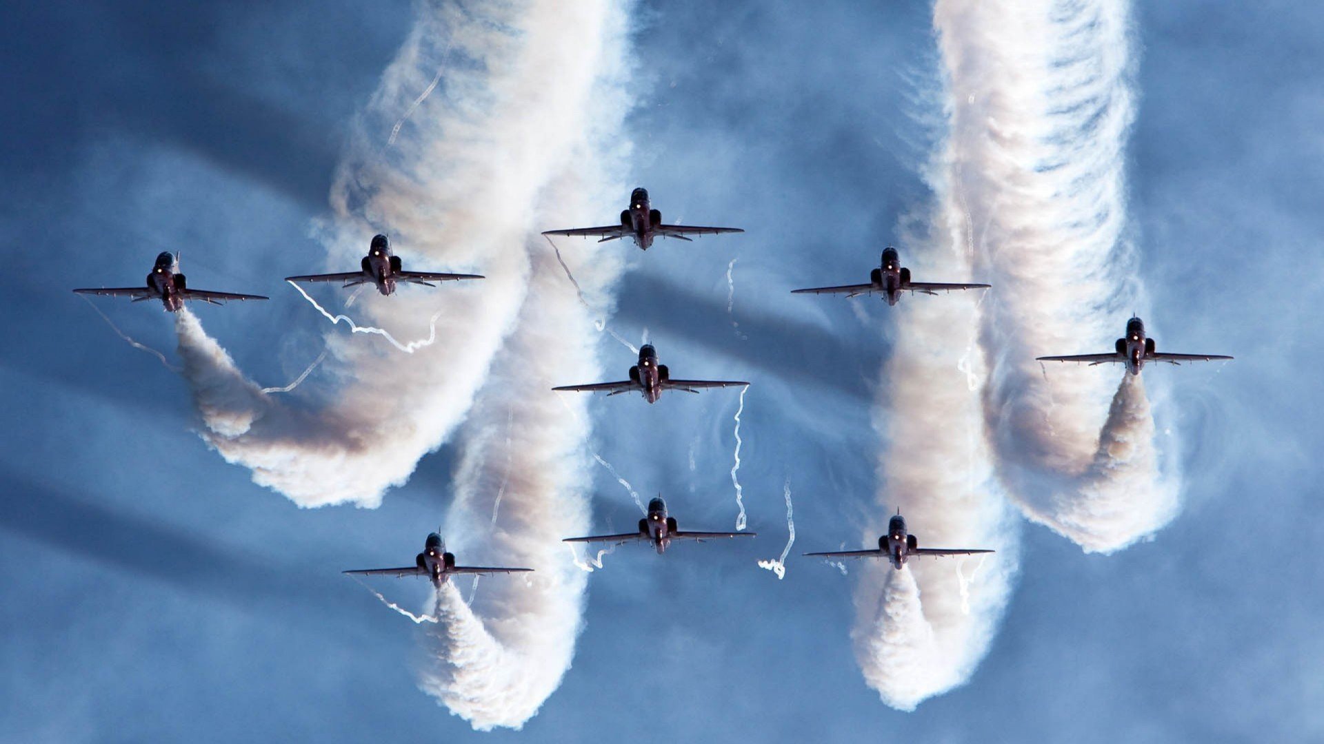 争夺赛道王者的血战，争夺赛道王者的血战怎么打