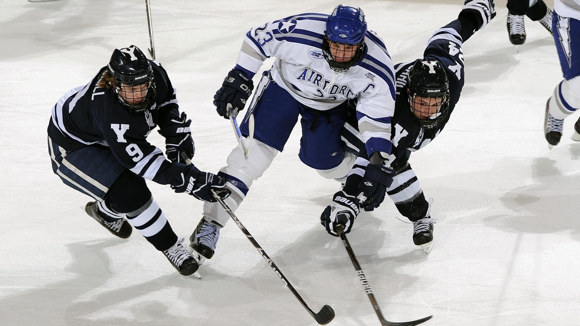 西甲攻防大战：精彩瞬间层出不穷，胜负难料，西甲战报